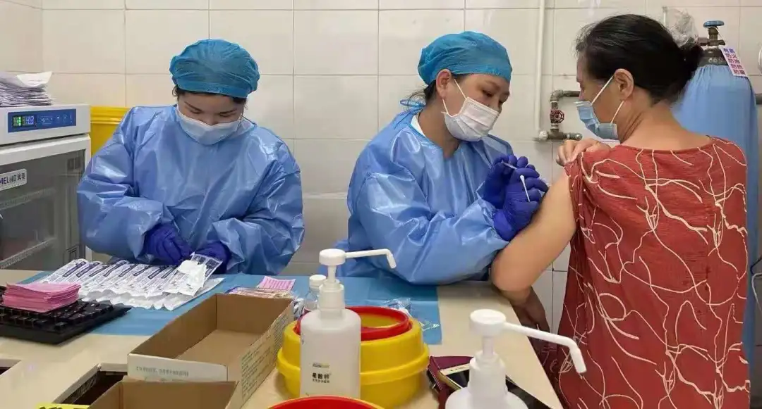 疫苗接種，我們都是小能手