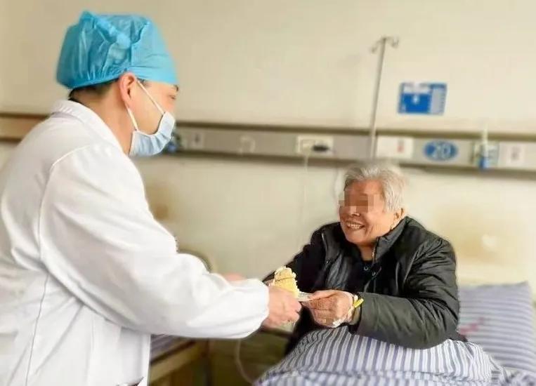 江西省胸科醫院心血管內科15周歲啦