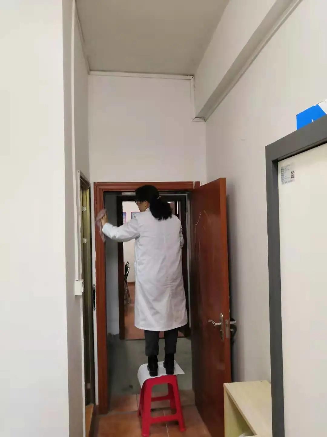 省胸科醫院開展“迎新春 除舊塵”環境衛生大掃除活動